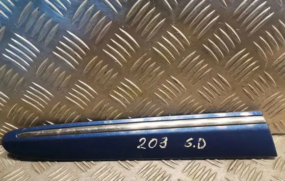 Mercedes-Benz CLK A209 C209 Rear fender molding trim 2096902662