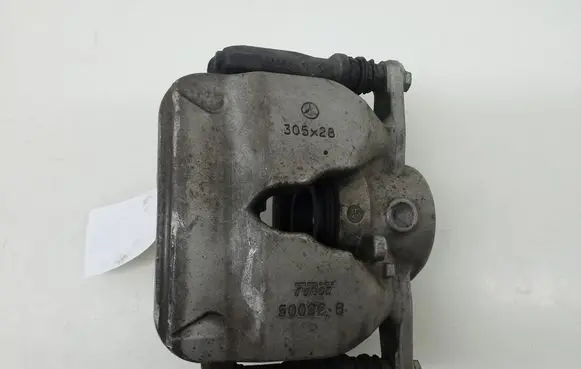 Mercedes-Benz C W205 Front brake caliper