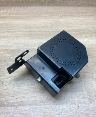 Land Rover Discovery 3 - LR3 Horn signal 7H2219G229AA