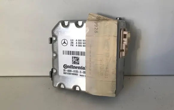 Mercedes-Benz E W212 Windshield/windscreen camera 2126704101