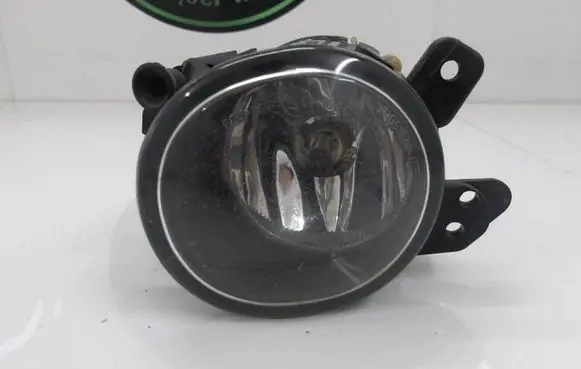 Mercedes-Benz B W245 Front fog light A2518200756
