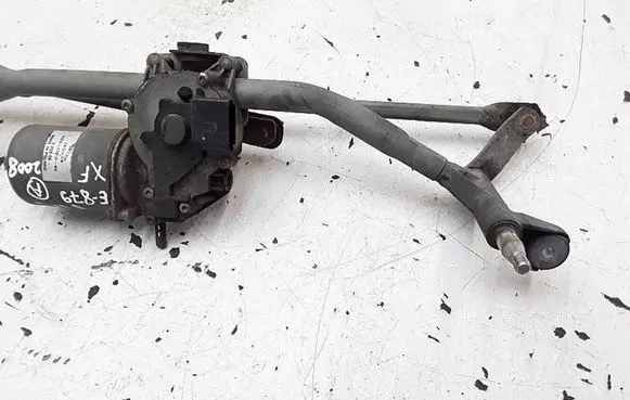 Jaguar XF Front wiper linkage and motor 8X2317500BD