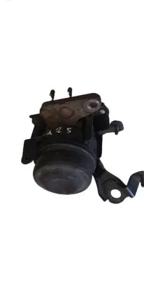 Toyota Corolla Verso E121 Engine mount bracket NOCODE