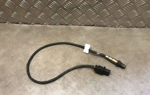 Mercedes-Benz C W204 Lambda probe sensor 0035427118