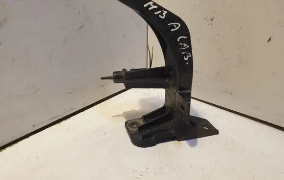 Mercedes-Benz A W168 Front bumper mounting bracket 1688800414