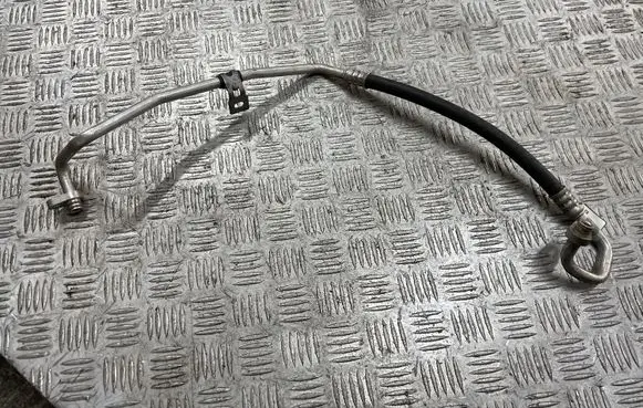 Air conditioning (A/C) pipe/hose