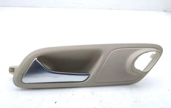 Volkswagen PASSAT CC Front door interior handle 3C8837113