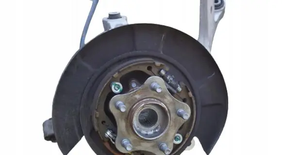 Infiniti Q50 Rear wheel hub spindle/knuckle 
