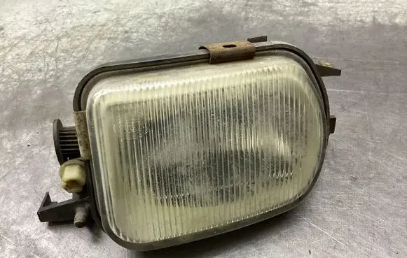 Mercedes-Benz C W203 Front fog light 2158200556 1NA00797602