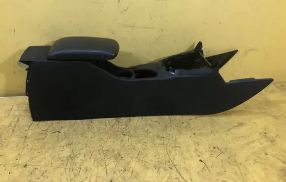 Peugeot 308 Armrest 9660529477