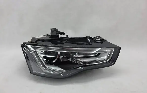 Audi A5 8T 8F Headlight/headlamp 8T0941006C