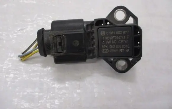 Volkswagen Tiguan Air pressure sensor 0281002977
