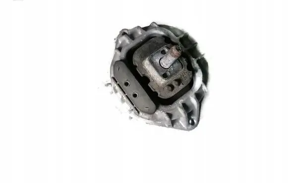 BMW 1 E81 E87 Engine mounting bracket