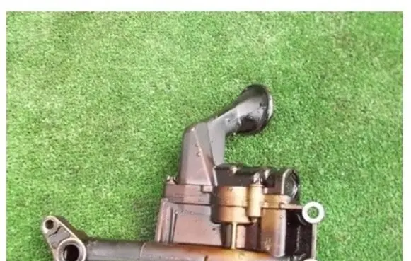 Mercedes-Benz Vaneo W414 Oil pump 