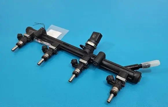 Skoda Octavia Mk3 (5E) Fuel injector 06L906031A IMPRK1560140