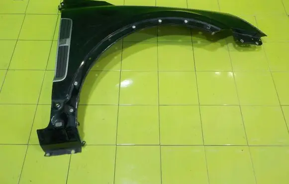 Opel Antara Fender PRZOD