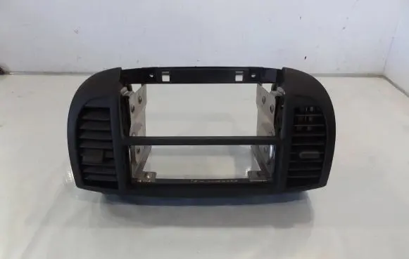 Nissan Micra Rear air vent grill 