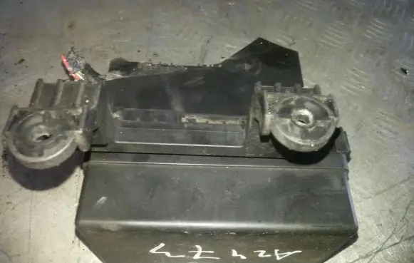 Nissan Almera Tino Fuse box set