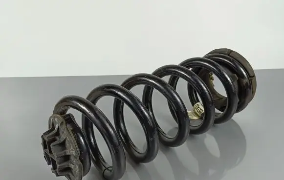 Jeep Grand Cherokee Rear coil spring P68029867AD