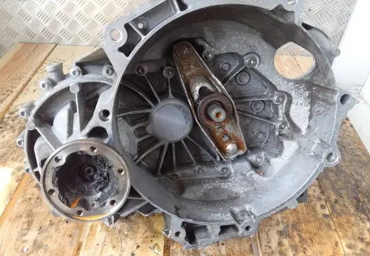 Volkswagen Polo V 6R Manual 6 speed gearbox LHY