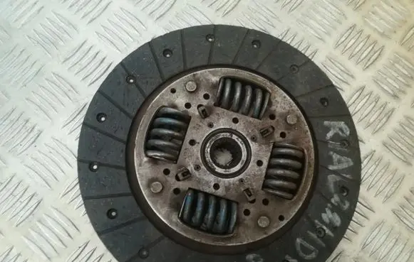 Citroen C5 Clutch pressure plate 9647141180