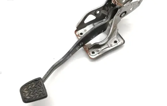 Toyota Corolla Verso E121 Brake pedal