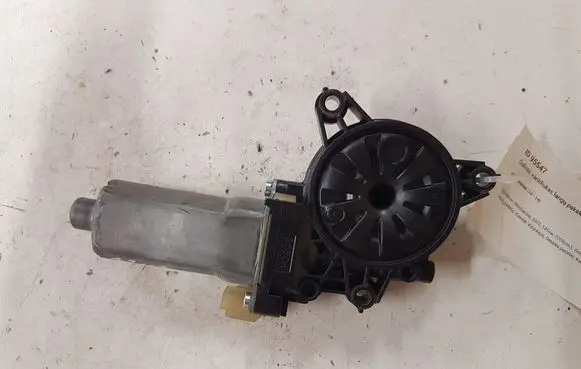 KIA Sorento Rear door window regulator motor 834502P000