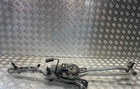 Mercedes-Benz E W211 Front wiper linkage and motor A2128201240