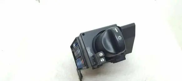 Mercedes-Benz E W210 Light switch 2105452004