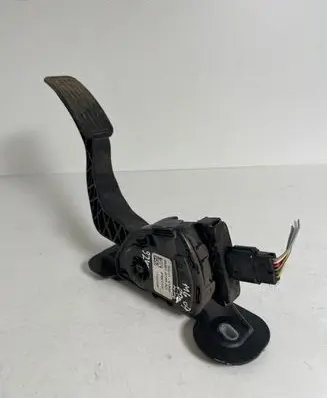 Mazda 6 Accelerator throttle pedal GS1D41600 6PV93337000
