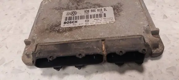 Volkswagen Golf IV Engine control unit/module 038906018BL 0281001845 28SA3791
