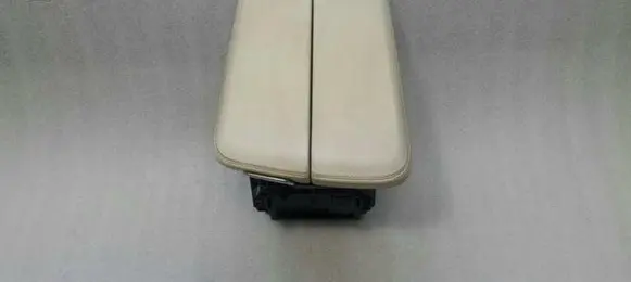 Mercedes-Benz GLE (W166 - C292) Armrest A1666804403