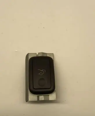 Tailgate opening switch