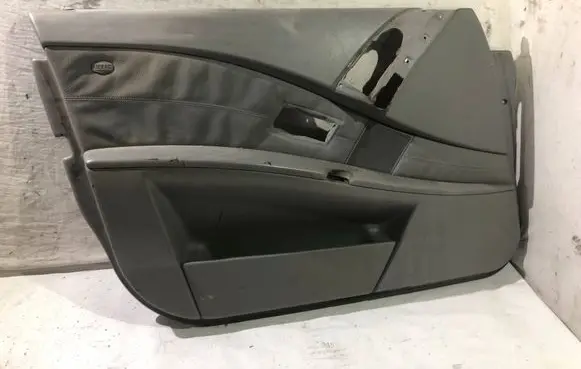 BMW 5 E60 E61 Front door card panel trim 82937381