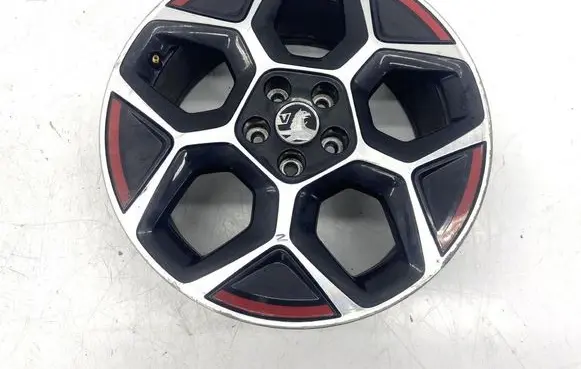 Opel Astra L R18 alloy rim 9843281680