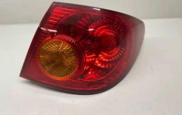 Toyota Corolla E120 E130 Rear/tail lights TY666U000R 8156102200