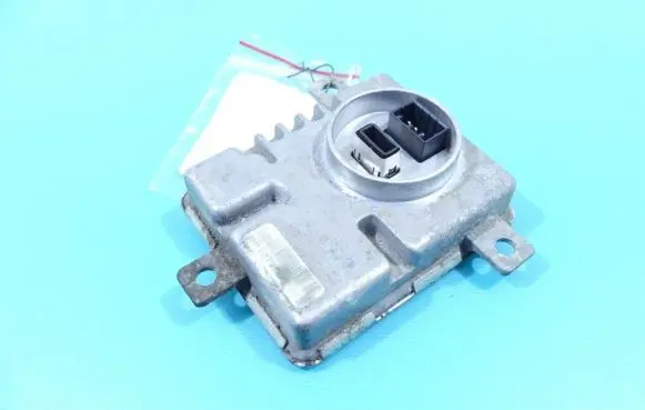 Headlight ballast module Xenon