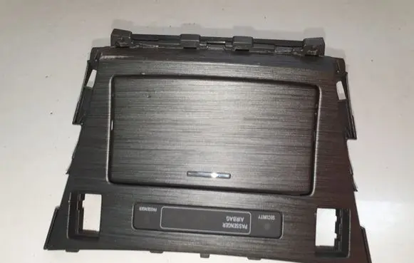 Toyota Avensis T270 Ashtray (front) 8395005010