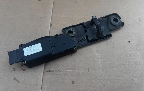 Audi A6 S6 C7 4G Tailgate/trunk/boot lift motor 4F9827383H
