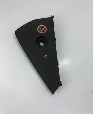 Nissan Qashqai Dashboard side end trim 68498JD900
