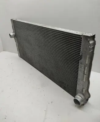 BMW 5 F10 F11 Coolant radiator