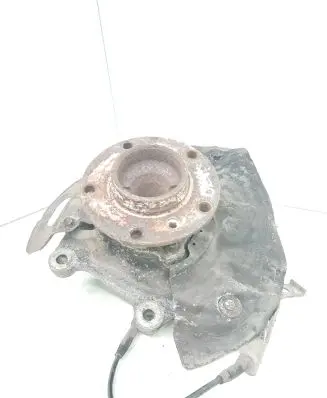 BMW 5 E39 Front wheel hub spindle knuckle 1092854