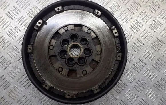 Mitsubishi Carisma Flywheel