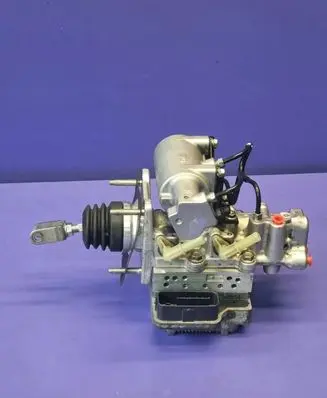 Toyota Prius (XW30) ABS Pump 47270-47030 47210-47460