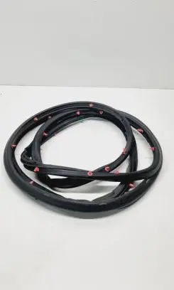 KIA Sorento Rubber seal rear door 83130C5000
