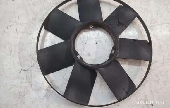 Opel Movano B Fan impeller V9583001