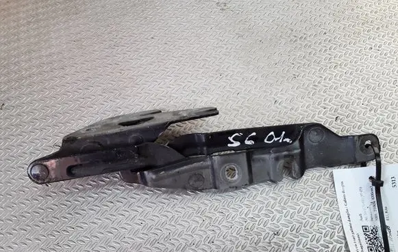 Audi A6 S6 C5 4B Tailgate/trunk/boot hinge