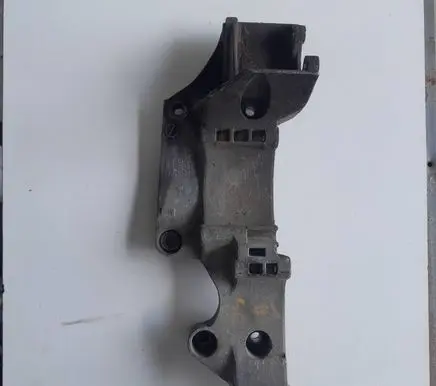 Volkswagen Golf IV Generator/alternator bracket 06A903143H