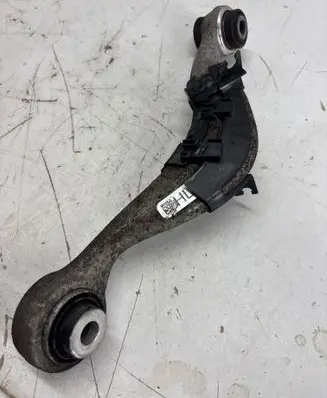 BMW 7 G11 G12 Rear upper control arm/wishbone 6861115
