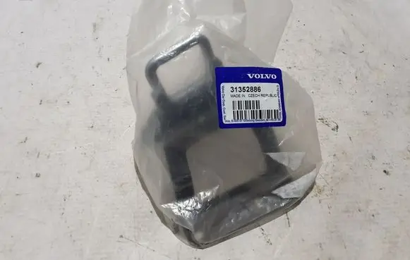 Volvo XC90 Engine bonnet (hood) release handle 31352886